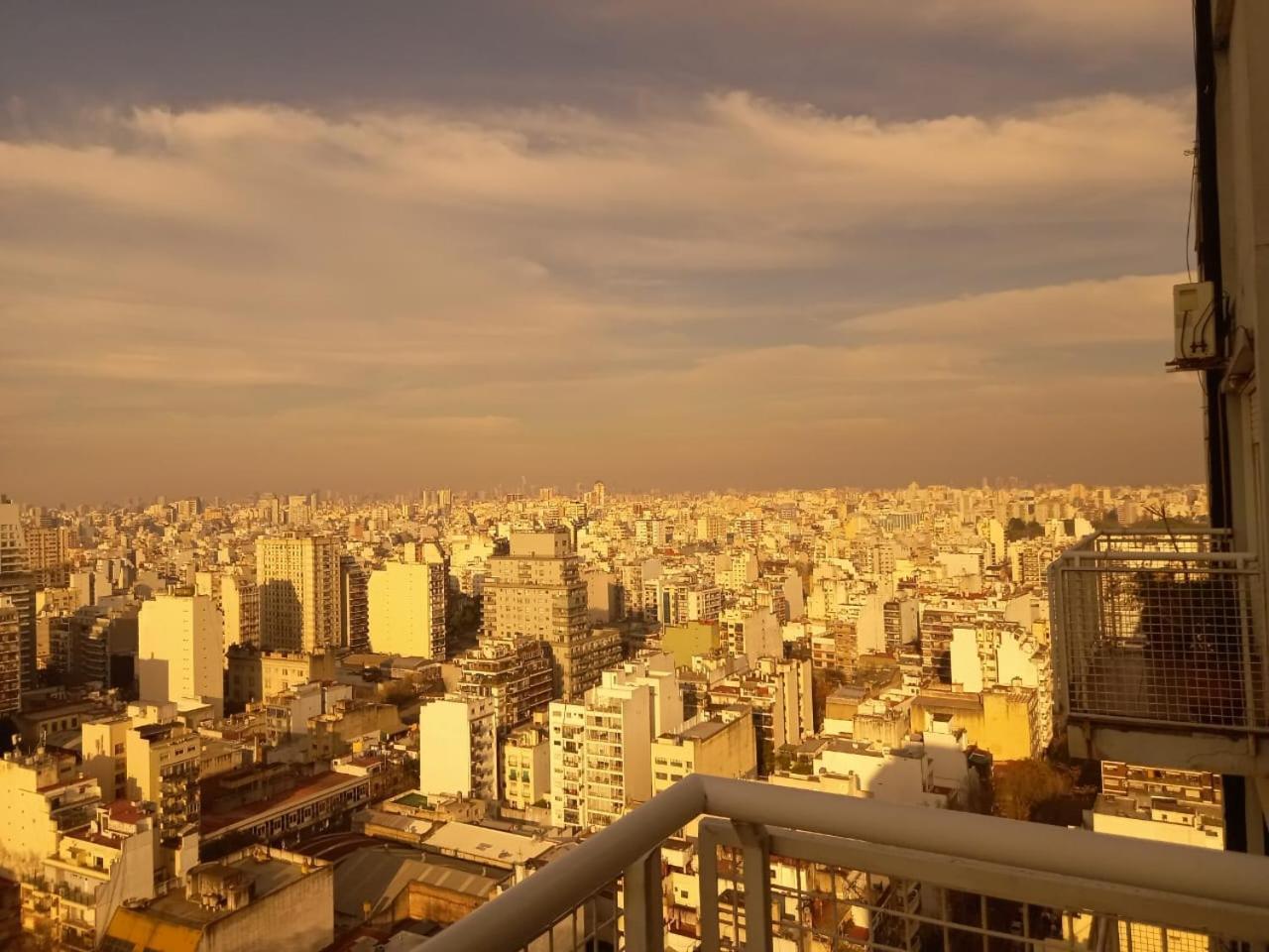 Apartamento Piso 25 increíble vista de Buenos Aires y el Río de la Plata Exterior foto